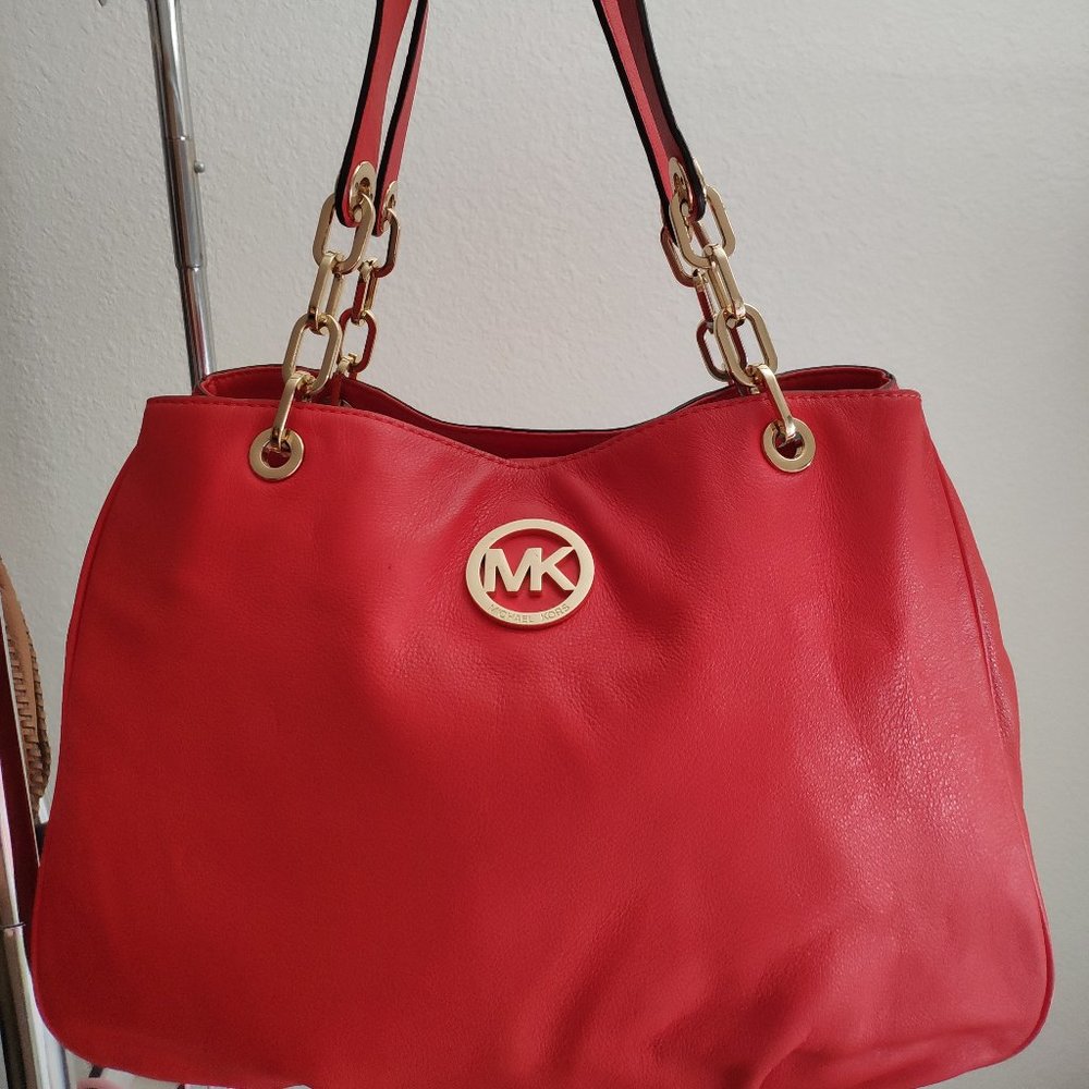 Michael Kors red leather hobo bag, shoulder bag, purse, handbag.